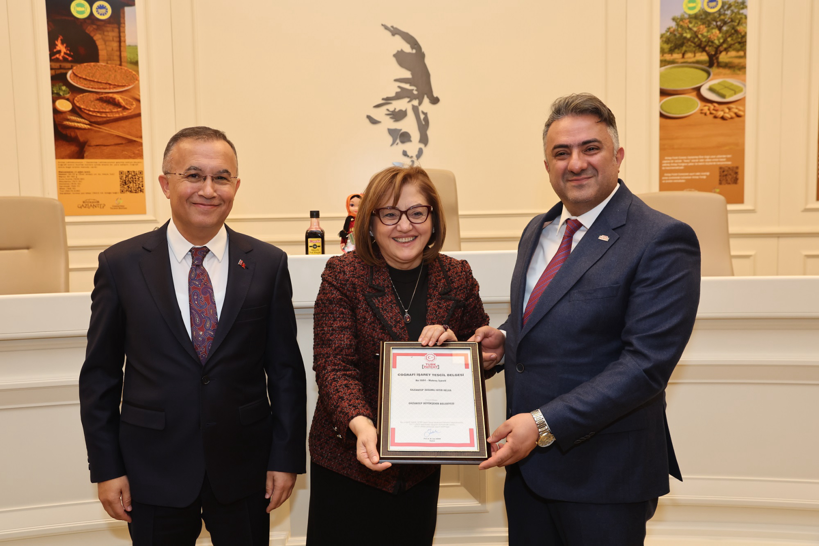 Gaziantep Coğrafi İşaretlere Değer Katanlara Teşekkür Belgesi Takdim Töreni